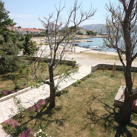 Apartments By The Sea Kustici, Pag - 6355 エクステリア 写真