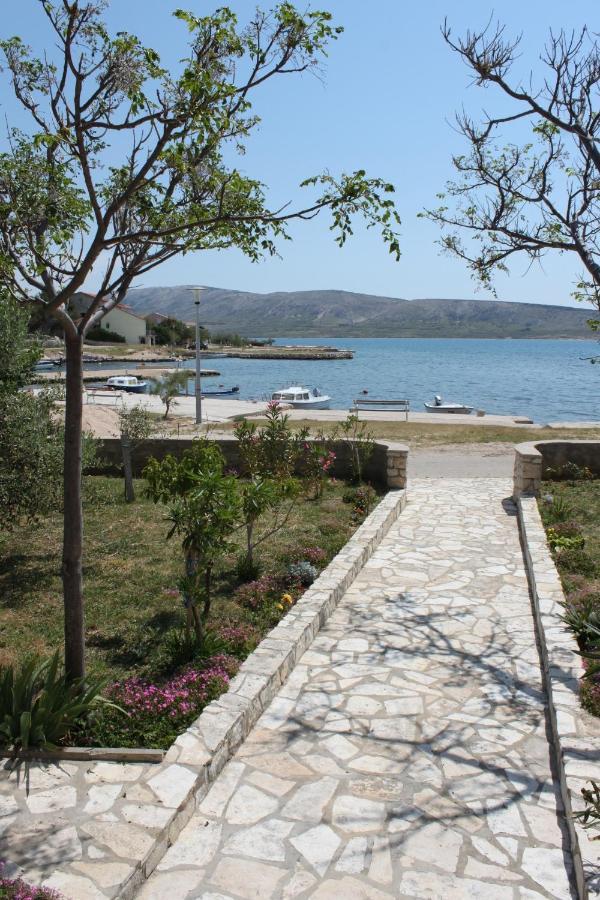 Apartments By The Sea Kustici, Pag - 6355 エクステリア 写真